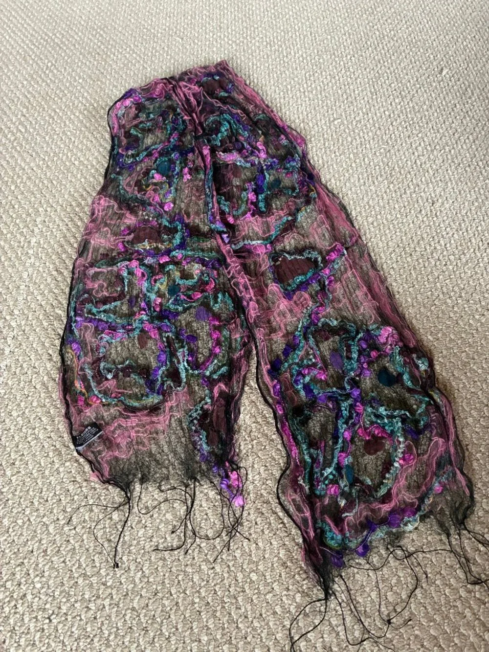 Fleurs by Elegant Additions Scarf Purple Pink Mesh Metallic Ethereal Whimsical